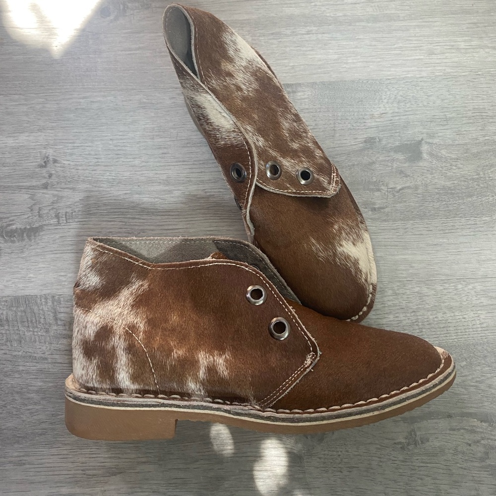 UWENZO Brown calf hair desert ankle boot size 7.5